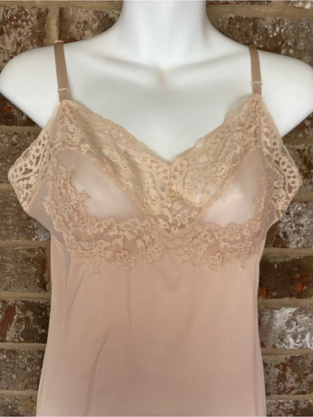 Vassarette Beige Vintage Slip Dress  Nightie Size 34L Antron Nylon Y2K